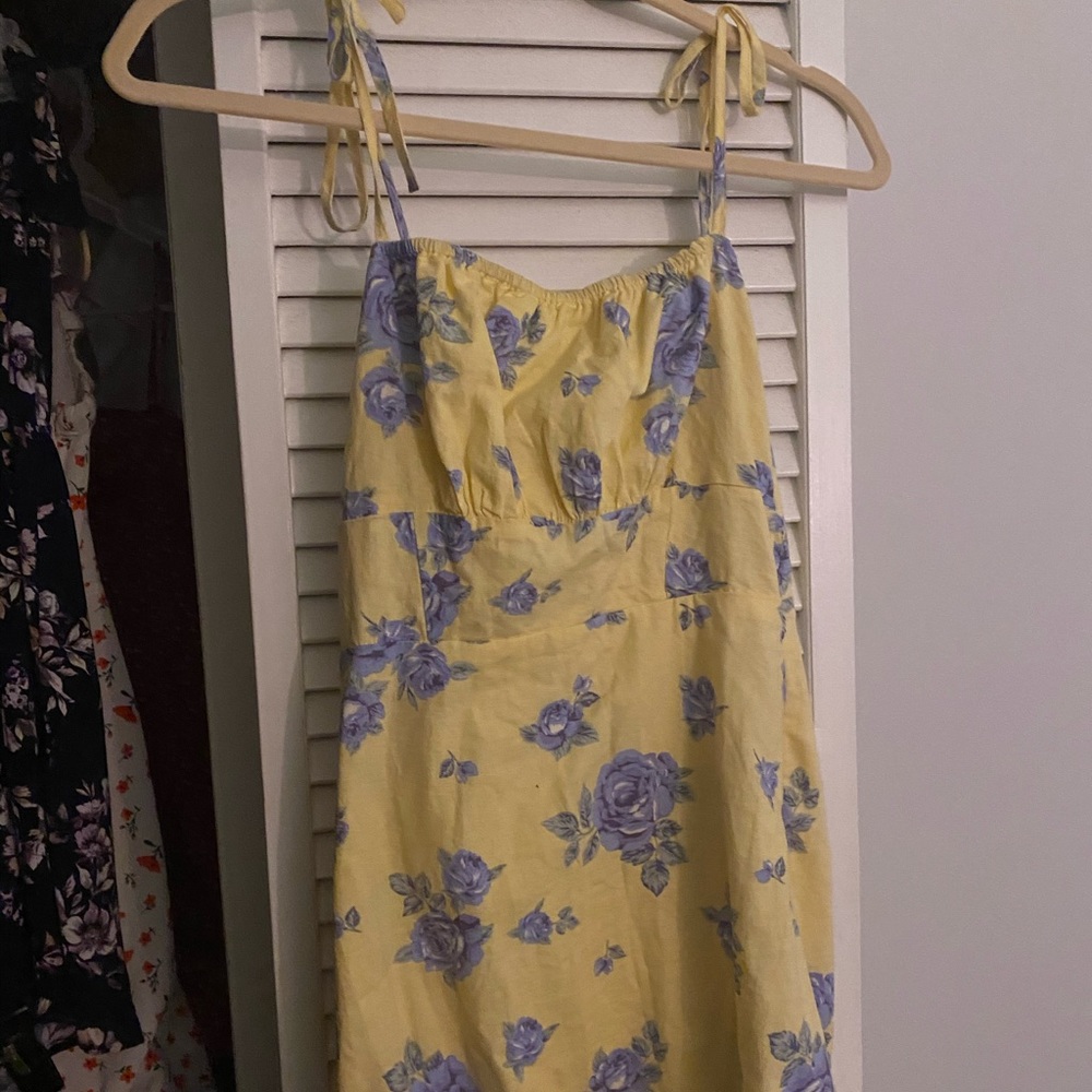 YELLOW FLORAL MINI DRESS